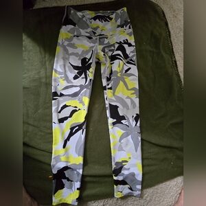 Layer 8 Small Black/yellow/white Leggings, Excellent Condition